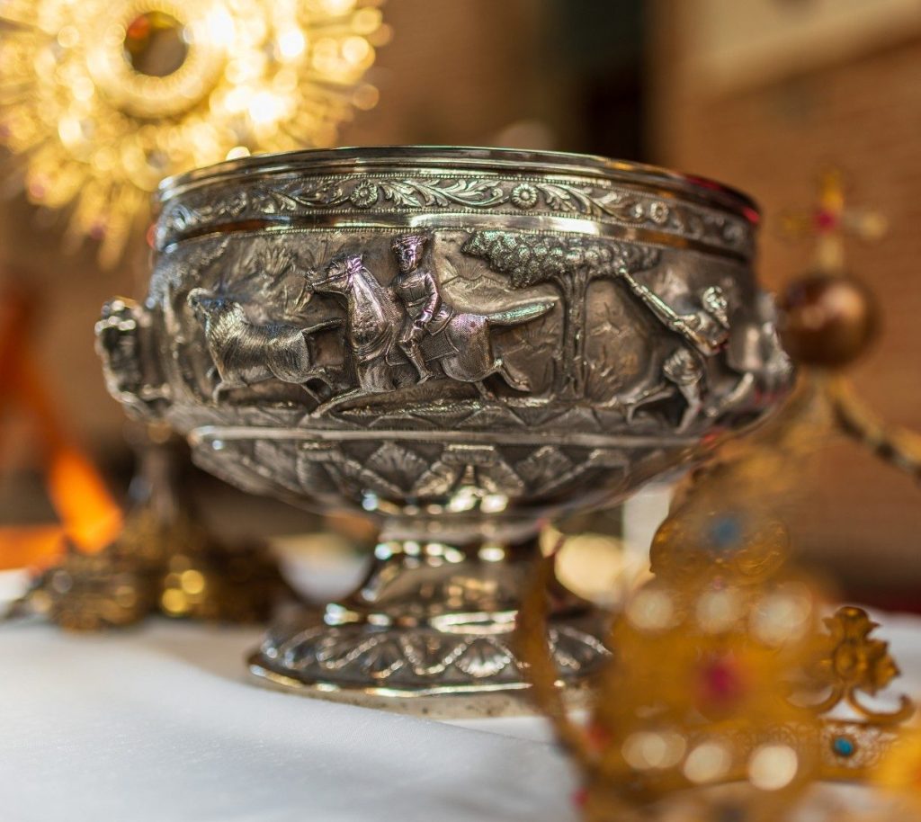 Collectie: een zilveren schaal uit India